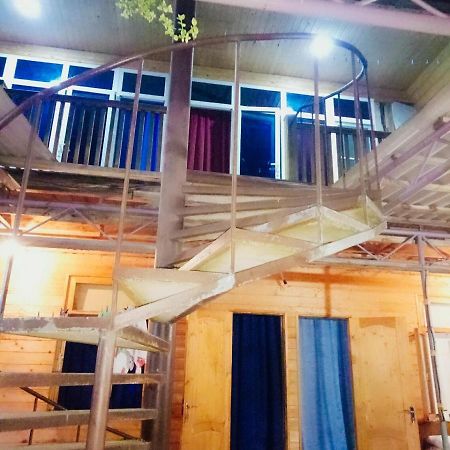 Guesthouse U Moti New Athos Экстерьер фото