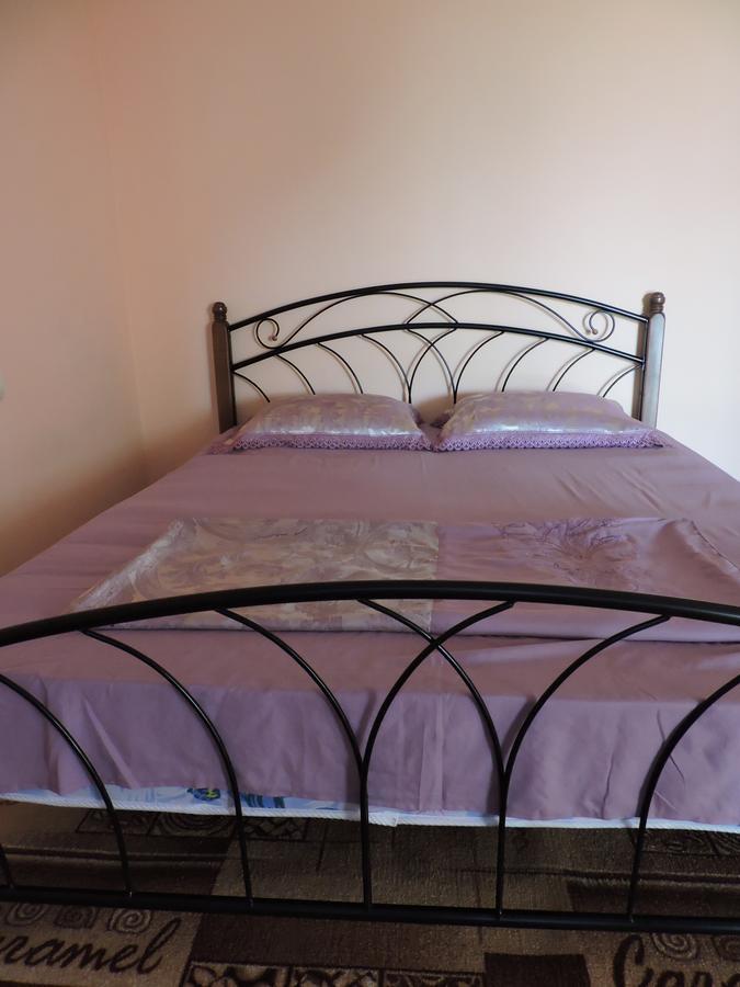 Guesthouse U Moti New Athos Экстерьер фото